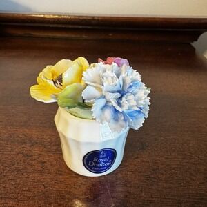 Royal Doulton Bone China Art Decor Collectible Flower Vase Floral Bouquet